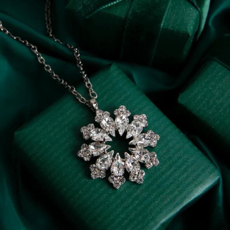 Crystal Decagon Pendant*Royal Collection Shop