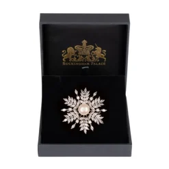 Snowflake Brooch*Royal Collection Shop New